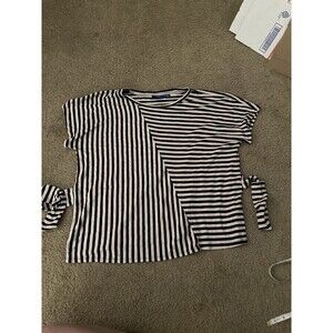 Apt. 9 Women’s Striped Black And Light Pink Striped Top With Tie Around Waist XL